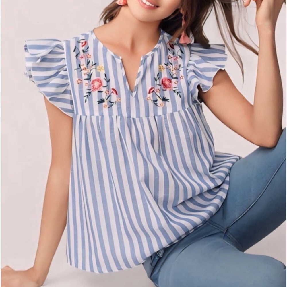 Floerns Blue and White Striped Embroidered Top